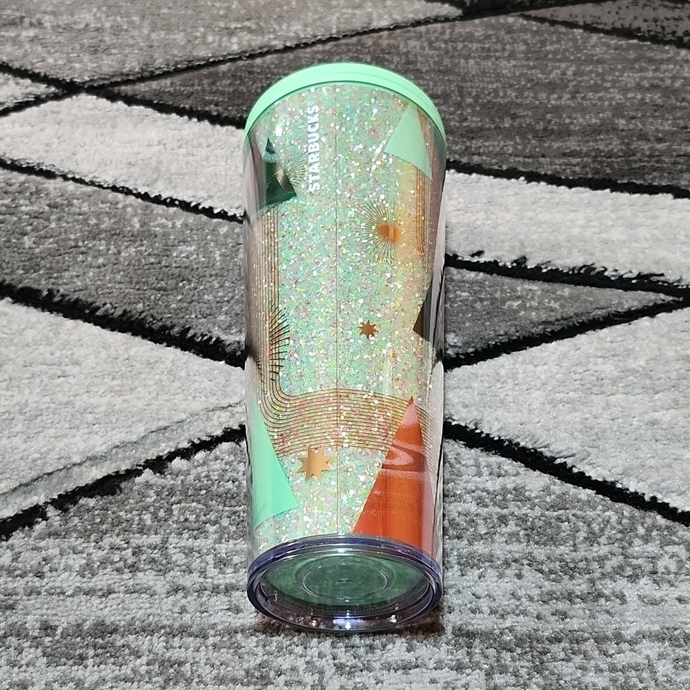 STARBUCKS 2020 GLITTER CHRISTMAS TREE COLD VENTI TUMBLER 24 OZ